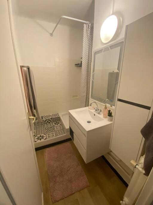 Appartement T4 A Deux Pas De La Gare St Charles Marseilles Exterior foto