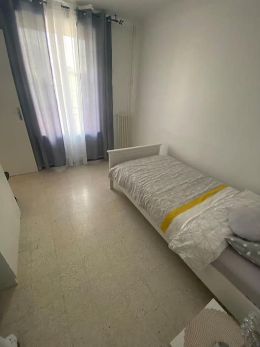 Appartement T4 A Deux Pas De La Gare St Charles Marseilles Exterior foto
