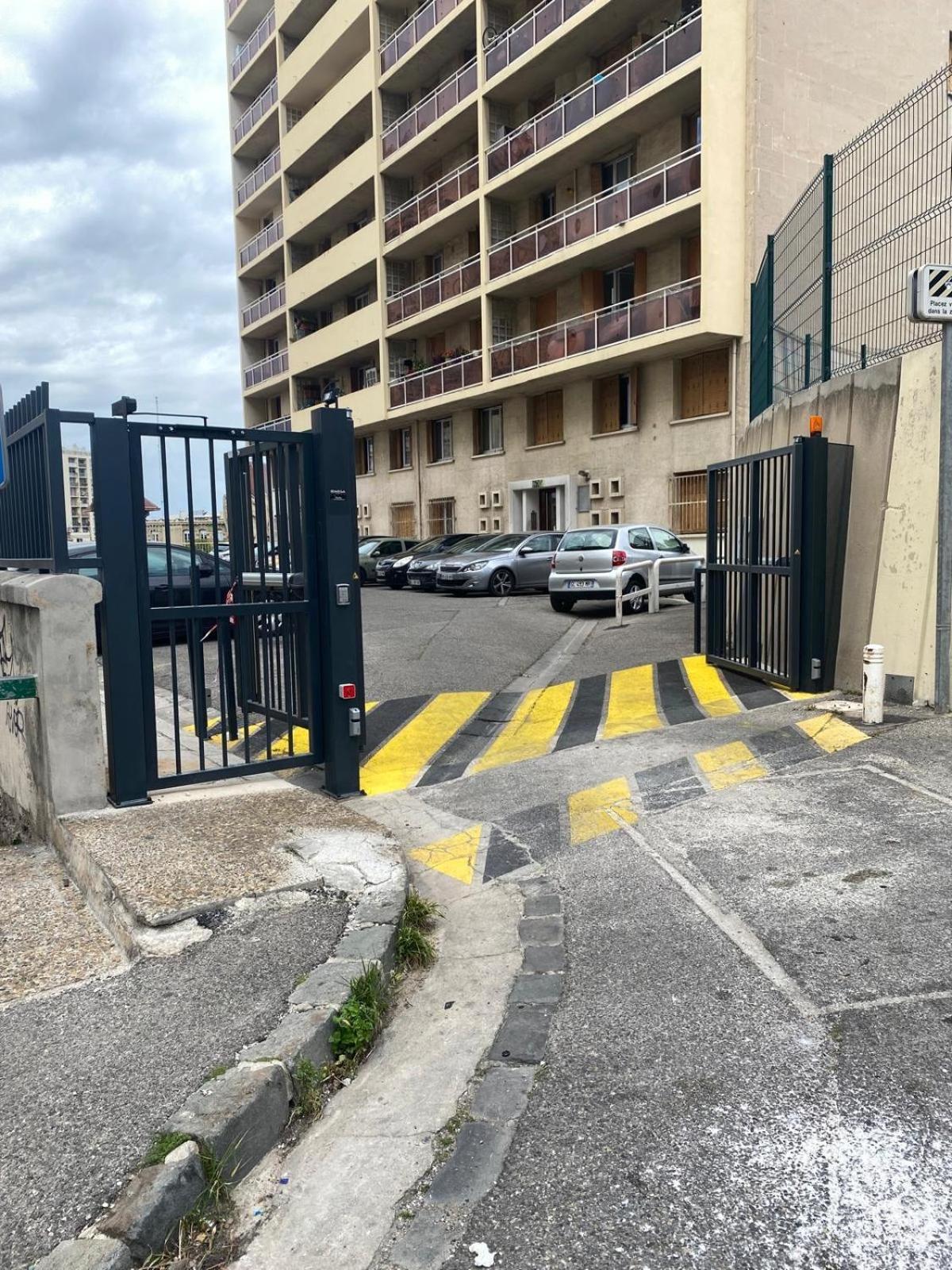 Appartement T4 A Deux Pas De La Gare St Charles Marseilles Exterior foto